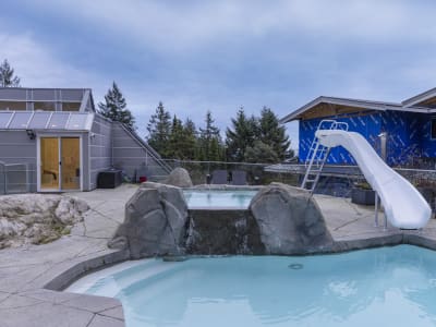 Luxury estate at 3722 Southridge Place, West Vancouver, BC — photo 7