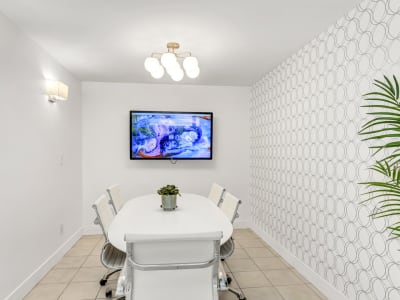Luxury estate at 103 - 2433 Bellevue Avenue, West Vancouver — photo 8