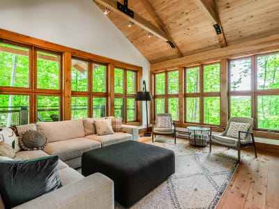 Luxury estate at 10 Rue du Mont-Aki, Bromont — photo 10