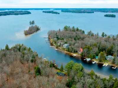 Luxury estate at 30 McVittie Island, Bracebridge, ON — photo 3