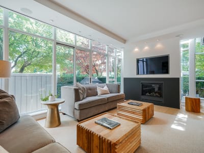 Luxury estate at 403 Beach Crescent, Vancouver, BC — photo 10