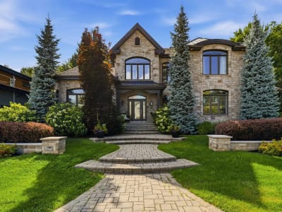 Luxury estate at 392 Rue du Saphir, Granby, QC — photo 6