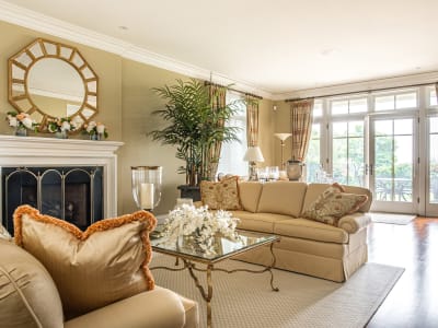 Luxury estate at 6 Ennisclare Drive West, Oakville, ON — photo 6