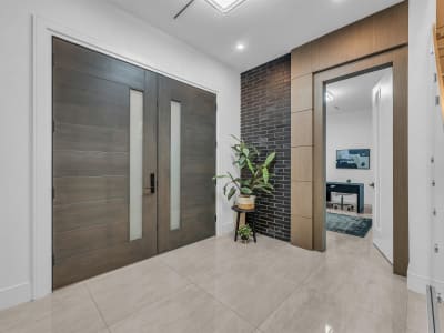 Luxury estate at 929 Canyon Boulevard, North Vancouver, BC — photo 6