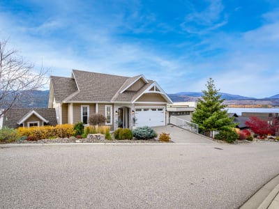 Luxury estate at 2 - 70 Kestrel Place, Vernon, BC — photo 3