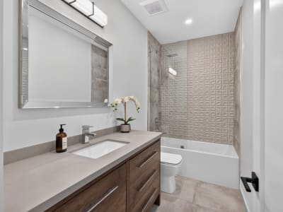 Luxury estate at 1047 Meredith Avenue, Mississauga, ON — photo 26