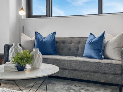 Luxury estate at 1010 6 Street Southwest unit 1202 — photo 8
