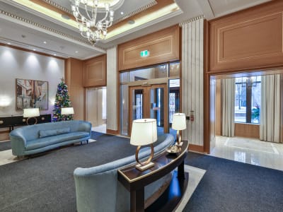 Luxury estate at 1900 Bayview Avenue, Toronto, ON — photo 4