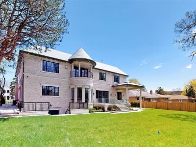 Luxury estate at 4 Sandfield Road, Toronto — photo 16