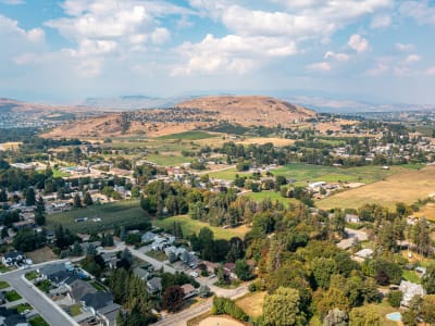 Luxury estate at 9310 Kalamalka Road, Coldstream, BC — photo 8
