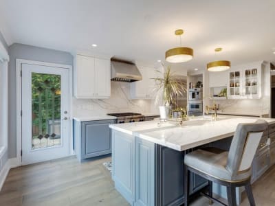 Luxury estate at 807 Indian Road, Mississauga, ON — photo 8