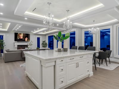 Luxury estate at 5417 Greentree Road, West Vancouver — photo 11