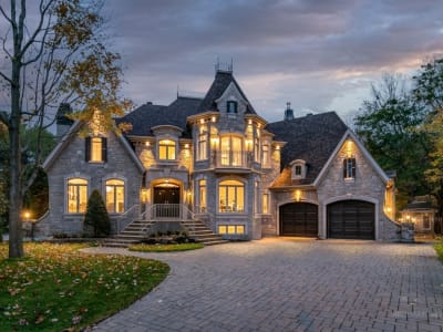 Luxury estate at 12 Place d Amance, Montreal — photo 1