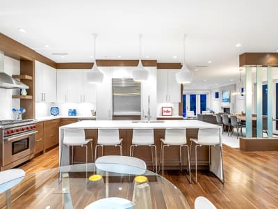 Luxury estate at West Vancouver, BC — photo 43