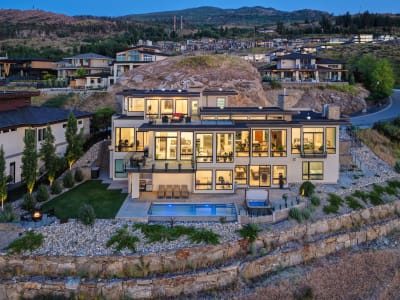 Luxury estate at 449 Swan Drive, Kelowna, BC — photo 2