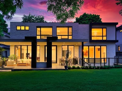 Luxury estate at 53 Royalavon Crescent, Toronto — photo 15