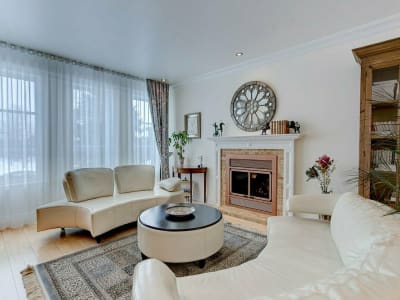 Luxury estate at 2 Rue Duceppe, Candiac — photo 3