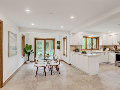 Luxury estate at 22 Rosegarden Drive, Brampton, ON — photo 9