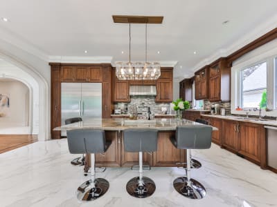 Luxury estate at 1511 Broadmoor Avenue, Mississauga, ON — photo 9