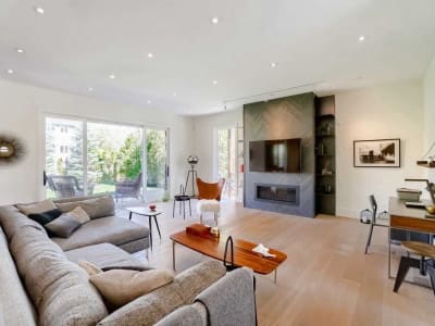 Luxury estate at 1487 Lakeshore Road West, Oakville, ON — photo 8