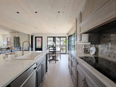 Luxury estate at 867 Victoria Avenue, Victoria, BC — photo 13