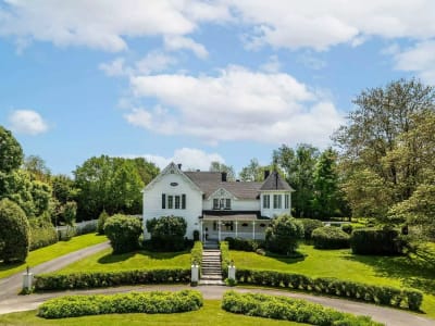 Luxury estate at 1966 Rue Prospect, Sherbrooke, QC — photo 2