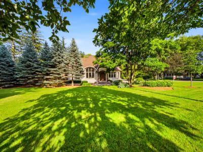 Luxury estate at 1098 Lakeshore Road West, Oakville, ON — photo 31
