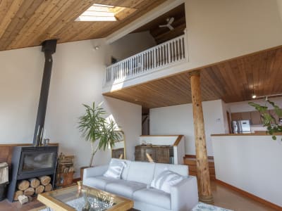 Luxury estate at 270 Mountain Drive, Lions Bay, BC — photo 6
