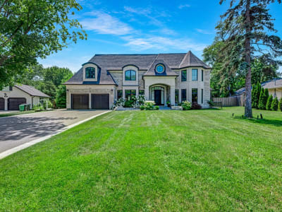 Luxury estate at 714 Atoka Drive, Mississauga, ON — photo 1