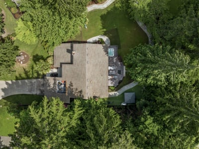 Luxury estate at 1007 Kentwood Place, Victoria, BC — photo 12