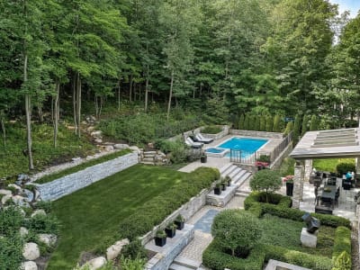 Luxury estate at 528 Rue du Sommet, Mont Saint-Hilaire — photo 5