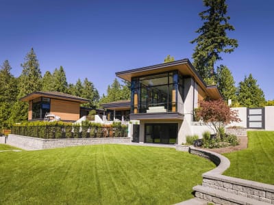Luxury estate at 13677 32 Avenue, Surrey, BC — photo 2