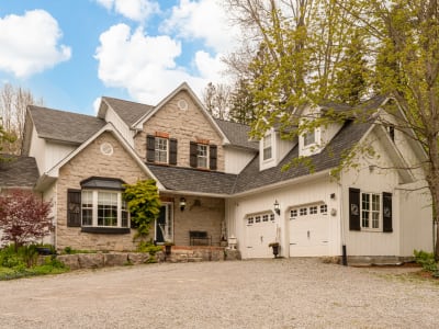Luxury estate at 1097 Mineral Springs Road, Hamilton, ON — photo 1