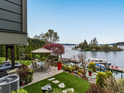 Luxury estate at Brentwood Bay, BC — photo 22