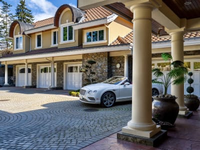 Luxury estate at 13822 Marine Drive, White Rock, BC — photo 3