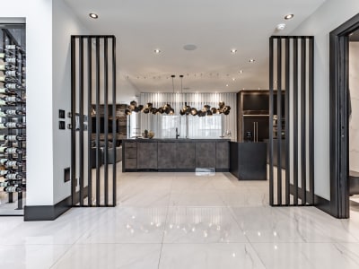 Luxury estate at 373 Rue des Carmantines, Laval — photo 8