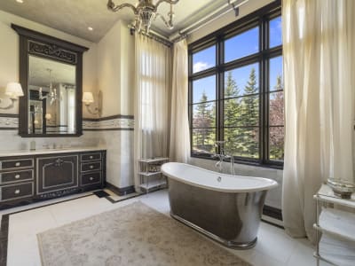 Luxury estate at 209 Pinnacle Ridge Place, Calgary, AB — photo 19