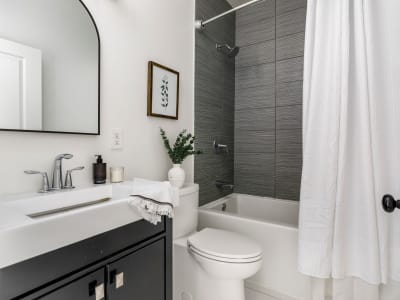 Luxury estate at 38 Wyndham Street, Toronto, ON — photo 20