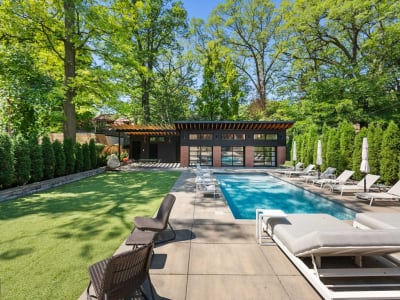 Luxury estate at 128 Lyndhurst Avenue, Toronto, ON — photo 2