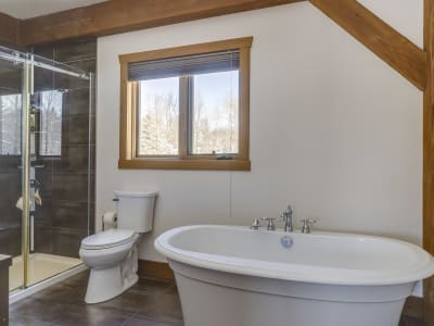 Luxury estate at 8 Rue des Cascades, Eastman, QC — photo 12