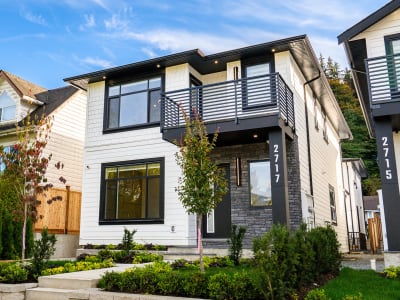 Luxury estate at 2717 Henry Street, Port Moody, BC — photo 1