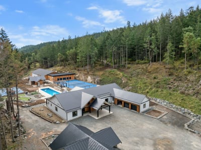 Luxury estate at 6707 Willis Point Rd, Victoria, BC — photo 7