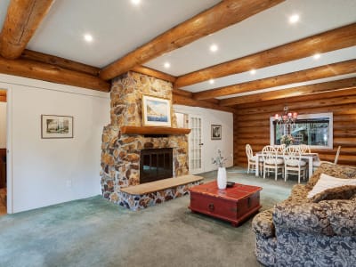 Luxury estate at 325 Bayview Road, Lions Bay, BC — photo 12