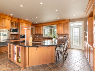 Luxury estate at 262060 Range Road 33, Rocky View, AB — photo 6