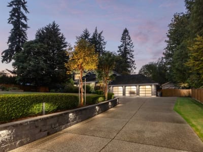 Luxury estate at 13877 32 Avenue, Surrey, BC — photo 31