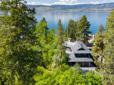 Luxury estate at 5308 Lakeshore Road, Kelowna, BC — photo 2