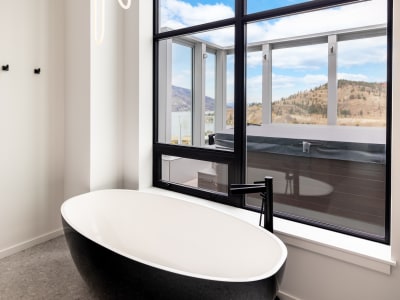 Luxury estate at 1181 Sunset Drive #2902, Kelowna, BC — photo 13