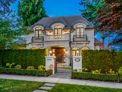 Luxury estate at 2478 Crown Street, Vancouver, BC — photo 1
