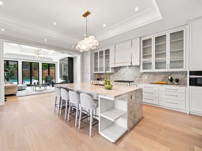 Luxury estate at 204 Forest Hill Road, Toronto, ON — photo 12