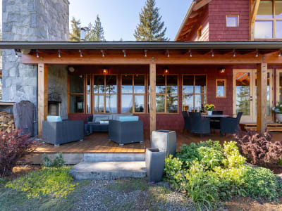 Luxury estate at 1004 Cowan Point Drive, Bowen Island, BC — photo 5
